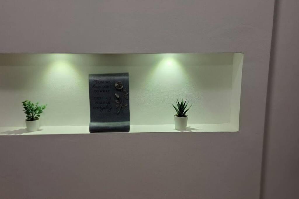 Dalmas Apartment Манчестър Екстериор снимка